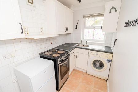 2 bedroom apartment to rent - Photo 5