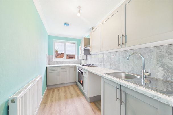 Knowsley Road, Tilehurst, Reading, Berkshire, RG31 - Photo 1