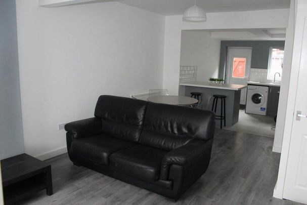 3 bedroom house to rent - Photo 1