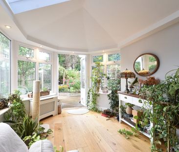 Finnart Close, Weybridge, KT13 - Photo 4