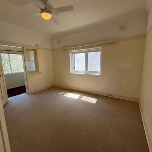 1/90 Ramsgate Avenue, Bondi Beach, NSW 2026 - Photo 2