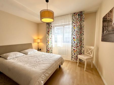 Location Appartement 3 pièces 90m² - Photo 5