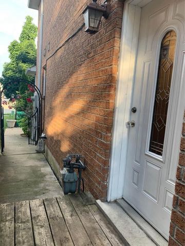 For Lease - 7252 Frontier Ridge Unit# Lower, Mississauga, Ontario - Photo 3