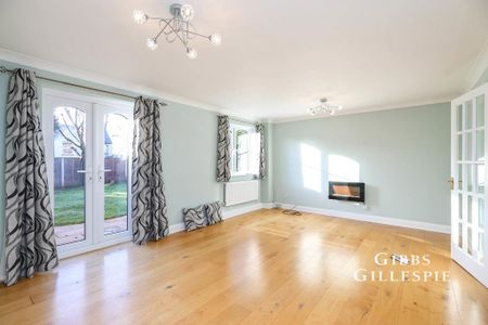 5 bedroom detached house to rent - Photo 2