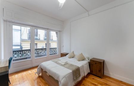 Calle de la Victoria, Madrid, Community of Madrid 28012 - Photo 5