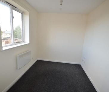 Bradgate Drive, Wigston - Photo 3