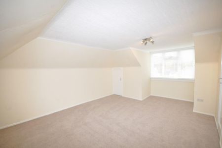 4 bedroom bungalow to rent - Photo 3