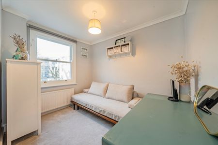 Warrington Gardens, Little Venice, W9, London - Photo 3