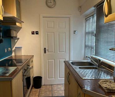 London Road, Hazel Grove, Stockport, SK7 - Photo 4