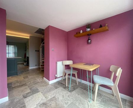 2 bedroom cottage to rent - Photo 3