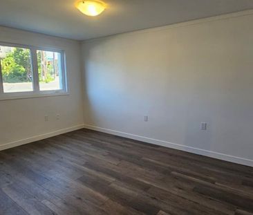 For Lease - 216 Mcarthur Avenue Unit# 01, Vanier and Kingsview Park... - Photo 4