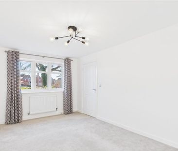 3 bedroom semi-detached house to rent - Photo 2