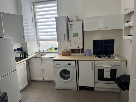 Studio Flat, Ibrox Street, G51 - Photo 5