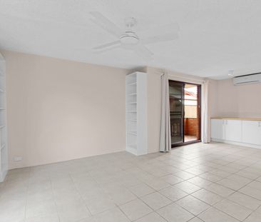 Beachside Apartment - Photo 1