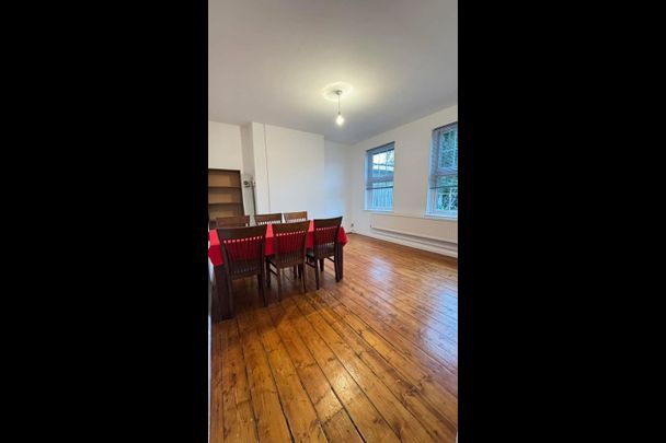 3 Bed Detached House, Rivulet Road, N17 - Photo 1