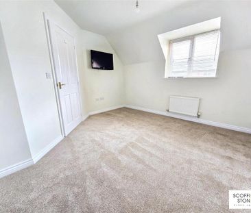 2 bedroom coach house to rent - Photo 3