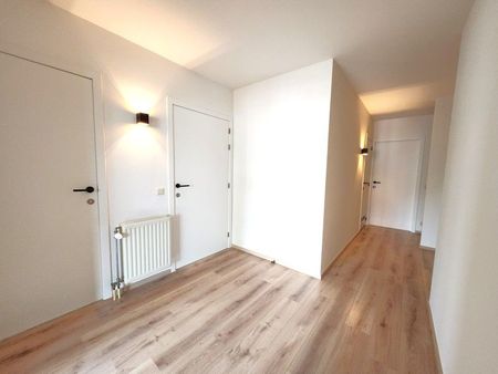 Ruim 2 slaapkamer appartement TE HUUR nabij hartje Waregem! - Foto 5