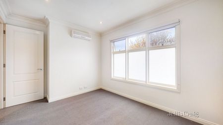 2/1506 Malvern Rd, Glen Iris - Photo 3