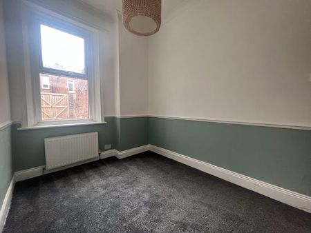 Heaton, Newcastle Upon Tyne - Photo 4