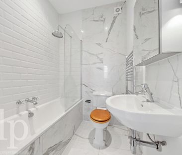 3 bedroom flat to rent - Photo 5