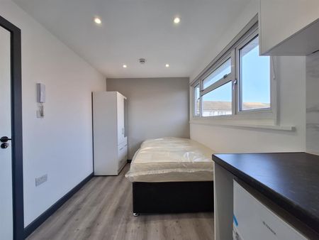 Sheriff Way, Watford WD25, London - Photo 2