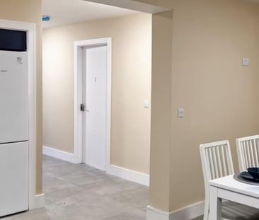 Apartment for rent, Phibsborough Road (Dublin, Ireland) - Photo 4