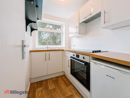 1 bedroom flat to rent - Photo 5