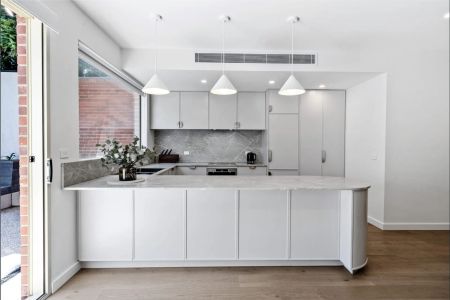 Exquisite Luxury Living! - Photo 5