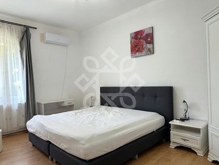 Casa cu 5 camere ultracentral in Oradea - Fotografie 3