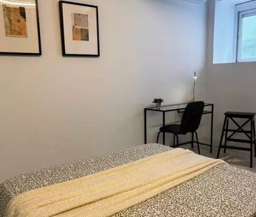 Calle de Ponciano, Madrid, Community of Madrid 28015 - Photo 2