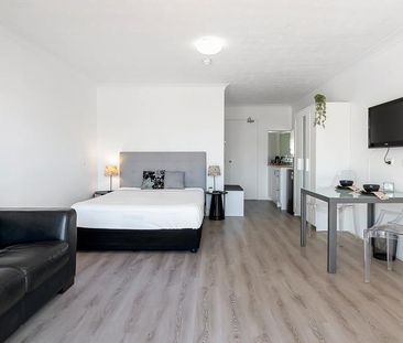 WALKING DISTANCE TO BEACH! - Photo 2