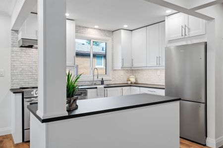 For Lease - 4908 Pettit Avenue Unit# Upper, Niagara Falls, Ontario - Photo 5