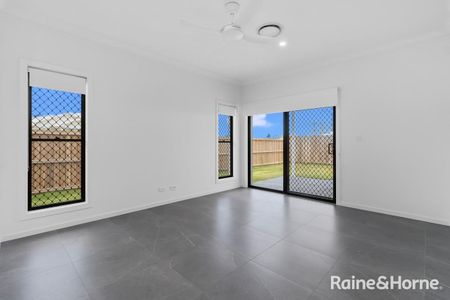 19 Freycinet Street, Redland Bay, QLD 4165 - Photo 2