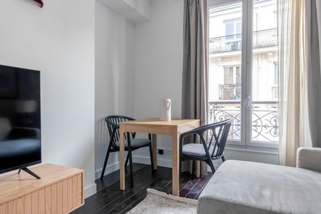 Rue de Saussure - Photo 3