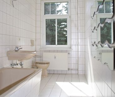 GRÜNA • 5 Zimmer • SONNIG • 2 Tageslichtbäder • Laminat • ruhige id... - Photo 4