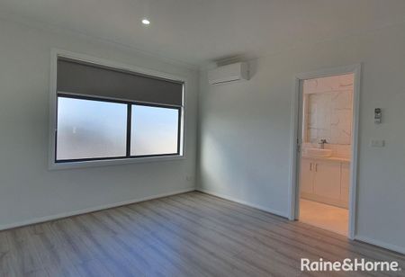 Modern Townhouse with central location - Photo 5