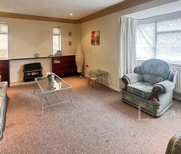 6 bedroom house to rent - Photo 2