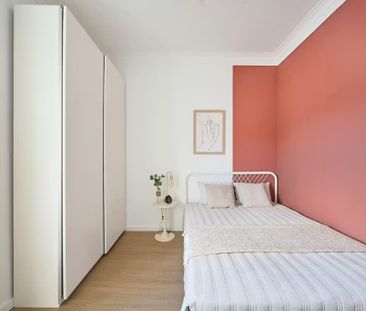 Rua Mouzinho de Albuquerque, Amadora, Lisbon 2720 - Photo 1