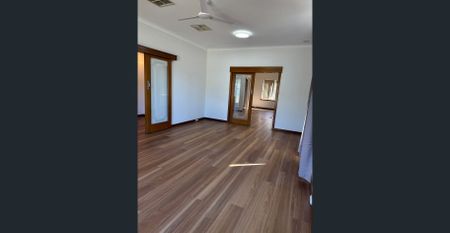 Spacious 4x2 Family Home in East Victoria Park - Photo 2