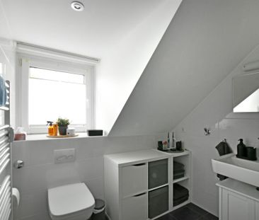 Helle 4-Zimmer-Wohnung in sehr gepflegtem Wohnhaus - begehrte Wohnlage Harleshausen - Photo 3