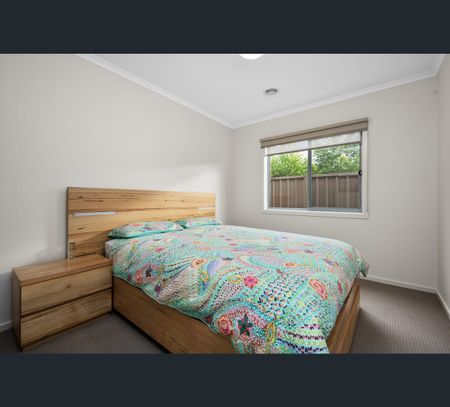 54 Eden Way, Maiden Gully, Vic 3551 - Photo 2