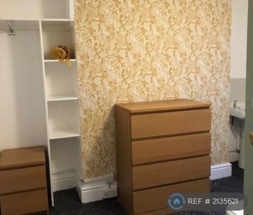 1 bedroom in a house share to rent - Photo 6