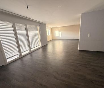 3.5 Zimmer, 93 m², 1. Stock - Foto 2