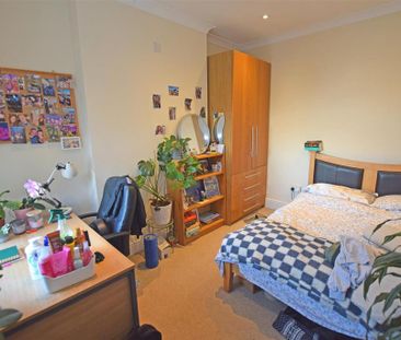 6 bedroom terraced house to rent - Photo 6