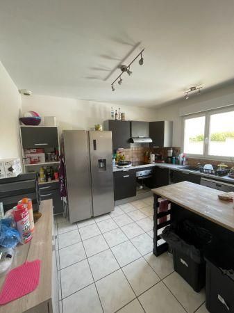 Location - Maison - 5 pièces - 95.00 m² - saint Etienne De Tulmont - Photo 5