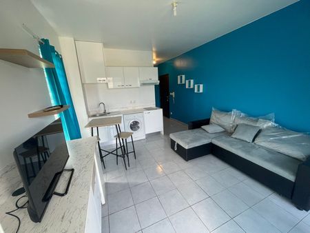 Location Appartement 1 pièce 21m² CAYENNE 97300 - Photo 3