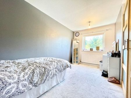 Parsons Close, Hilsea - Photo 2