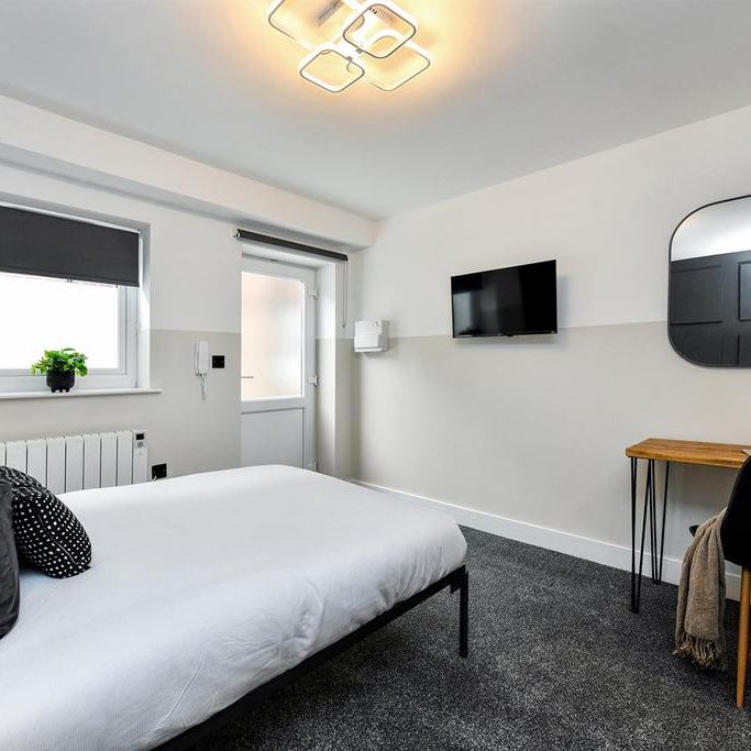 Studio to rent - Photo 1
