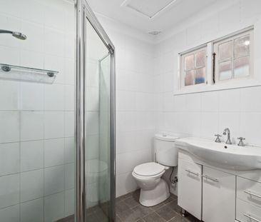 4 Toorak Avenue, Erina - Photo 4