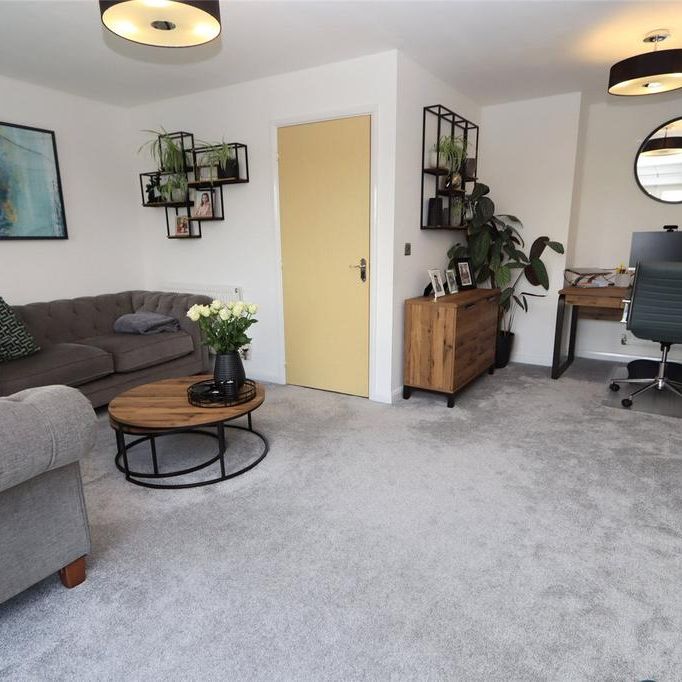 4 bedroom terraced house to rent - Photo 1